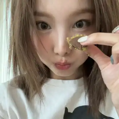 雍恨云